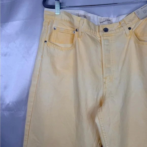Universal Thread 90s Baggy High Rise Jeans Yellow 16S Short Vintage Fit - Picture 2 of 10